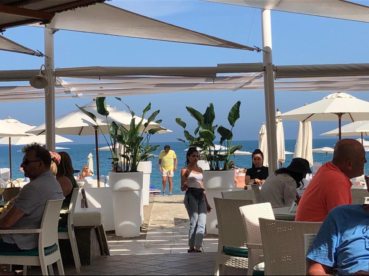 Apartamento Totalmente Reformado Con Piscina Y Jardines Al Lado De La Playa De La Carihuela Torremolinos Kültér fotó