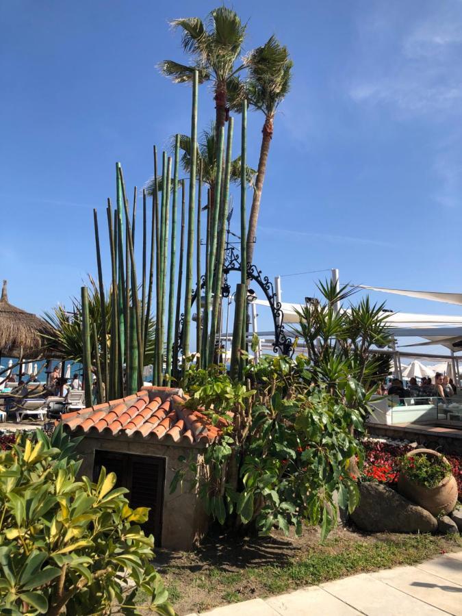 Apartamento Totalmente Reformado Con Piscina Y Jardines Al Lado De La Playa De La Carihuela Torremolinos Kültér fotó